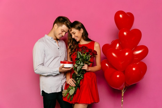 7 days Valentine's day celebration gifts for your girlfriend 