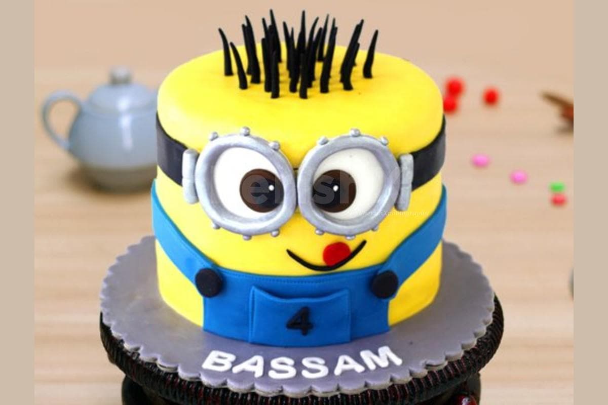 minion bday cake