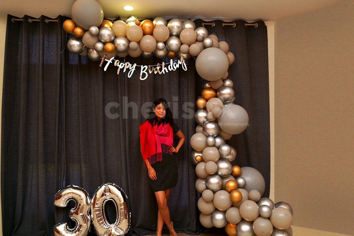 21st birthday balloon arc decor