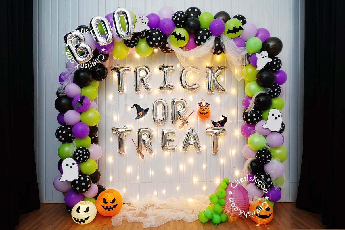 Halloween theme party