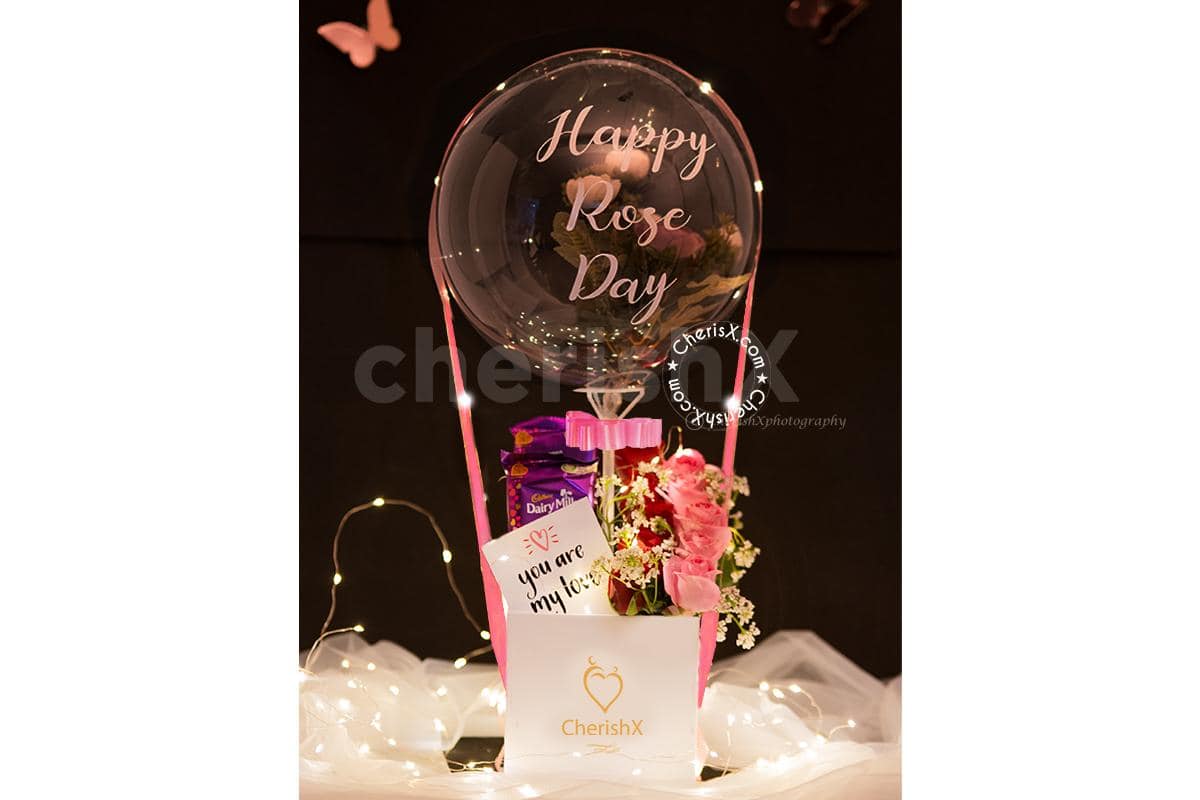 rose and chocolate balloon bucket 