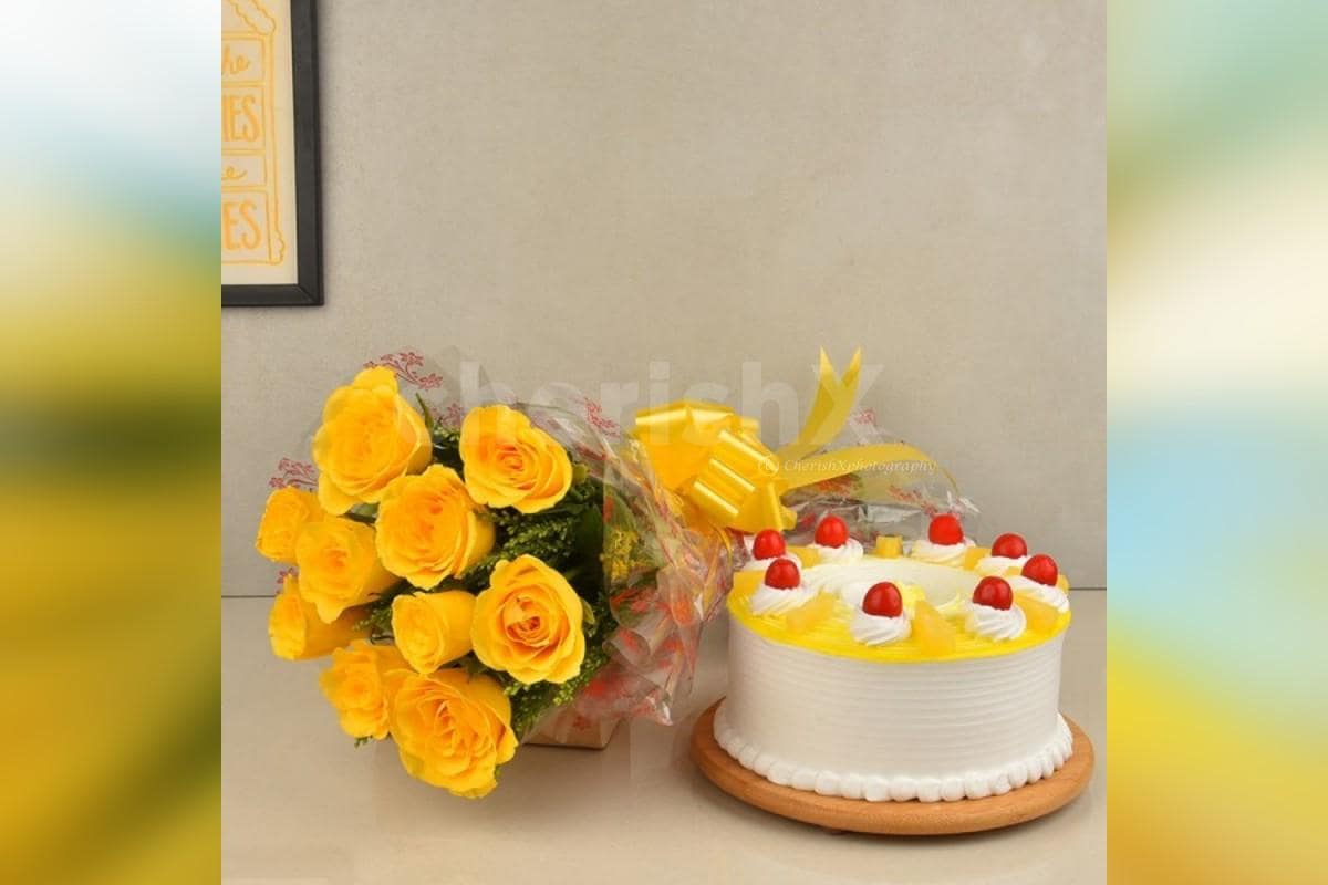 10 Yellow Roses & Pineapple cake