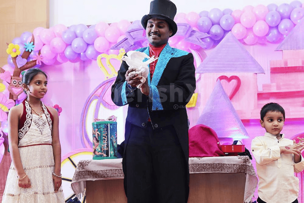magic show for kid's birthday party 