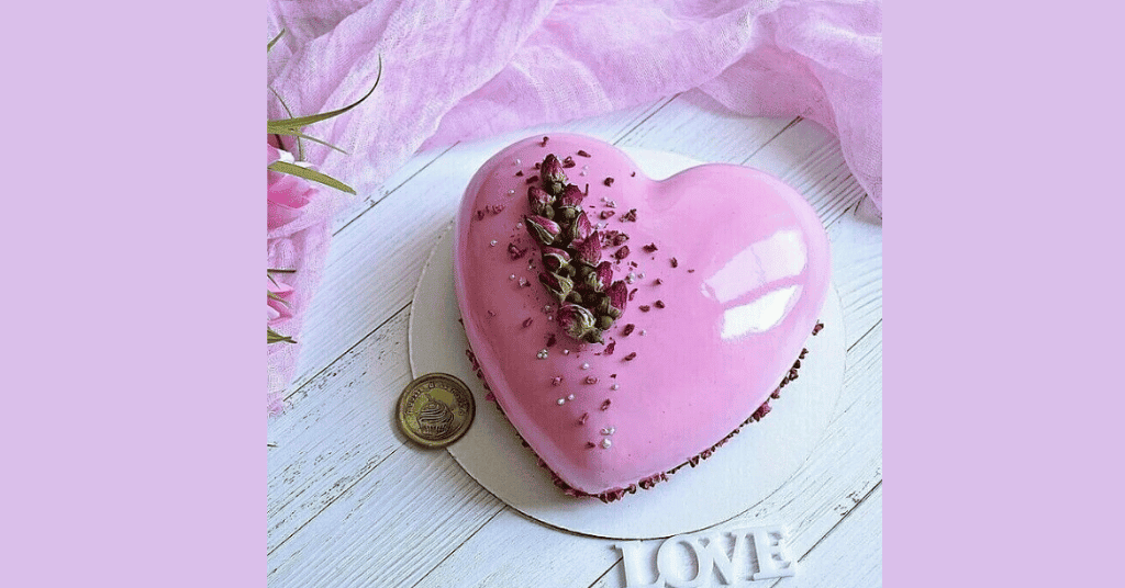  Rose-Flavored Heart Shape Cake New Design