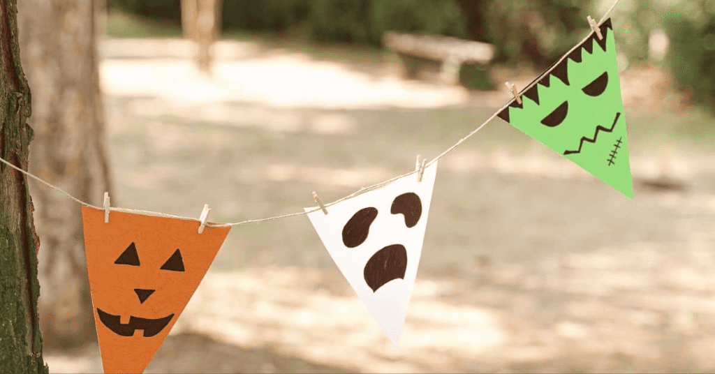 Triangle ghostly bunting for Halloween Decoration Ideas With Paper