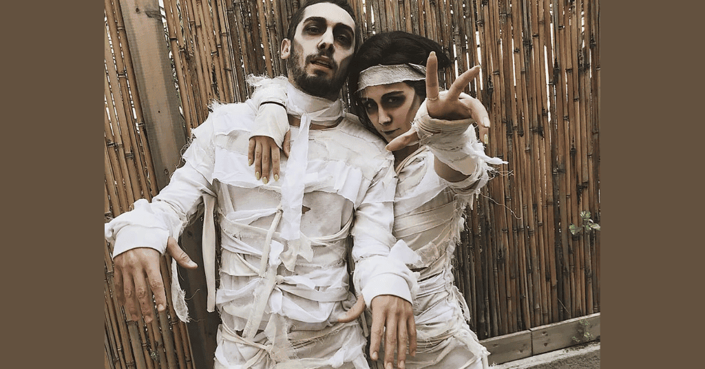 halloween mummy outfit ideas for couples 