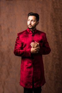 Men Traditional Looks