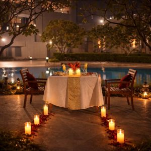 Candleligjt-dinner-for-special-moments