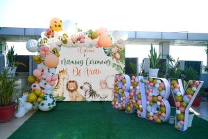 jungle-theme-naming-ceremony-balloon-outdoor-decor