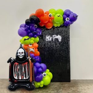 black-sequin-neon-party-decor