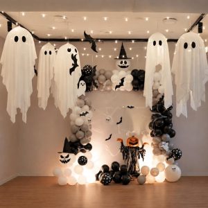 halloween-theme-decorations-at-delhi-office